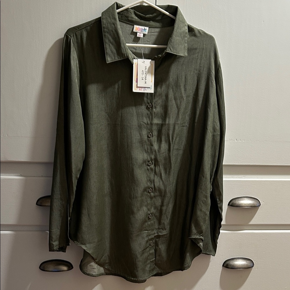 NWT LuLaRoe Olive Green Shirt